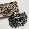 Outono e inverno novo leopardo impressão arco de alta qualidade estilo estrangeiro volta cabeça topo meio laço bola de cabelo cabeça acessórios para cabelo