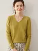 Peça de Roupa Nova de Caxemira Outono e Inverno Sem Costura com Bordas Enroladas, Decote V, Cor Sólida Confortável, Camada Base de Lã Macia e Amiga da Pele para Mulheres