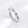 Anel de Casal em Prata de Lei S925 Um Design de Nicho Personalidade Simples Letra Anel da Sorte para Casal Presente de Dia dos Namorados