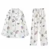 [Venta al por mayor de fábrica] Conjunto de pijama de algodón nube con estampado integral de cachorros y osos de dibujos animados para mujer, Primavera/Otoño, con cuello de solapa, Adecuado para ropa de estar