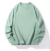Pacote com múltiplos tamanhos europeus transfronteiriços de camisetas casuais de manga longa de secagem rápida para homens e mulheres, projetadas para desempenho, absorção de umidade e adequadas para esportes e atividades ao ar livre.