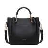 Bolso Cubo Portátil para Mujer 2025 Nuevo Retro Gran Capacidad Bolso Cruzado para Viajar Bolso de Hombro Casual de Gama Alta a la Moda