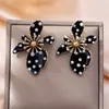 Pendientes de Botón de Lunares Florales Blanco y Negro Clásicos Franceses Versátiles Moda Transfronteriza Europea y Americana Accesorios de Joyería para Mujer
