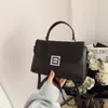 Bolsa de Ombro Fashion para Mulheres 2026 Nova Bolsa Vintage de Axila para Mulheres Outono e Inverno Bolsa Quadrada Pequena de Alta Qualidade Bolsa Transversal