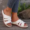 Pantuflas de Mujer Modernas y Versátiles para Faldas Verano 2026 Nuevo Estilo Europeo y Americano Sandalias Ultraligeras Simples de Suela Gruesa que Aumentan la Altura