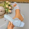 2026 Modelo Nuevo Transfronterizo Florales Cuadrado Francés Puntiagudo Tacón Alto Mules con Tacones Delgados Sandalias de Tacón Alto para Mujer