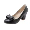 Sapatos Femininos da Moda com Laço Doce e Bico Baixo Salto Alto Grosso Tamanho 32-48 Sapatos de Exportação Amazon Dropshipping