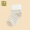 26 Produtos Transfronteiriços Exclusivos para Recém-Nascidos, Estilo Outono e Inverno, Meias de Algodão Classe A para Bebês com Forro de Lã, Espessadas, Punho Largo Que Não Aperta os Pés, Meias de Chão 1
