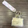 Colgante de Bolso Dorado, Regalo del Día de San Valentín Chino, Llavero para Teléfono Móvil, Regalo Souvenir, Regalo para Novia, Mejor Amiga, Venta al por Mayor