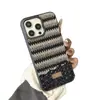Funda Metálica Brillante con Patrón de Cocodrilo para Teléfono Móvil Adecuada para Iphone16Promax/15/14/17