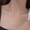 Collar de Mariposa Hueca para Mujer Diseño de Nicho Lujo Ligero Colgante Moda Cadena para Clavícula con Pedrería Accesorios Venta al por Mayor