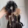 Nuevos Accesorios para el Cabello Pinza de Presión Elegante de Combinación Perfecta con Borla "Ramas Doradas y Hojas de Jade Loto Doble" para Primavera y Verano 2025