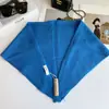 Artefato Essencial para Combinar no Outono e Inverno! Cachecol Triângulo de Tricô 100% Lã para Mulheres Proteção Quente para o Pescoço Lenço Pequeno para Mulheres G092201