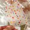 Adesivos para nail art estilo floresta com folhas de bordo para atmosfera de outono M1516 novo estilo chinês carimbo de folha de bordo adesivos de unha com caligrafia