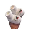 Sapatos de Bebê Previnem Quedas 3-6-Dezembro Sapatos para Recém-nascidos Sapatos de Tecido com Solado Macio para Bebê Feitos à Mão na Primavera e Outono