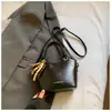 Bolsa de Mão Estilo Coreano para o Dia a Dia de Mulheres, Novo Modelo Primavera 2026, Aparência Sofisticada, Bolsa de Ombro de Grande Capacidade, Bolsa Transversal Retrô
