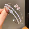 Pulsera Minimalista Ovalada Apilable con Circonita, Joyería de Estilo Japonés y Coreano Abierta, de Moda y Tendencia, Pulsera Completa de Diamantes para Mujer