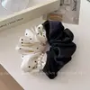 Coletero de Satén Vintage de Alta Gama Estilo Francés para Mujer, Suave Diadema de Perlas para el Cabello, Accesorio para el Cabello de Diseñador de Nicho