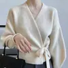 Estoque Disponível Novo Suéter Feminino Outono e Inverno Retro Francês com Cadarço Feminino Estilo Coreano Design Slim Cardigã de Tricô de Nicho