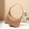 Bolso de paja nuevo de primavera y verano bolso hobo de alta gama para debajo del brazo bolso de playa de rafia para llevar a mano un solo hombro bolso tipo dumpling