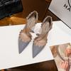 Zapatos de tacón alto con remaches estilo V Family con sandalias, puntiagudos, de charol, de tacón fino y moderno, para mujer.