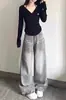 Diseño gris estilo americano, nicho, corte holgado y adelgazante para mujer, nueva colección primavera/otoño 2026, jeans rectos desgastados retro americanos