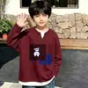 Nova blusa de malha waffle para meninos, estilo duas peças falsas, de manga comprida, para primavera e outono, adequada para crianças mais velhas e bebês, estilo coreano, simples e versátil