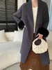 Abrigo de Lana de Doble Cara con Mangas de Piel Desmontables Sinan de Alta Gama Estilo Bata con Cuello en V y Corbata Sn8478