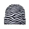 Popular Sombrero de Lana Versátil de Amazon con Patrón de Vaca Blanco y Negro, Sombrero Tejido Jacquard a Prueba de Viento y Cálido