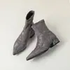 Botines cortos de otoño e invierno para mujer de talla grande, con punta fina, suela de goma blanda, diseño slip-on antideslizante, tacón medio ligero, color liso, botas estilo Martin