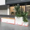 Caja de flores de hierro forjado para exteriores personalizada, caja de luz, canaleta para flores para asientos exteriores de restaurante y tienda de té con leche, mampara, macizo de flores para exteriores