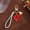 Nuevo Regalo de San Valentín Llavero Colgante Corazón Sensación de Alta Gama Cadena para Teléfono Encanto de Bolso Corazón Accesorio Creativo