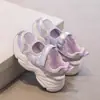 Sandalias para niñas estilo primavera y verano 2025 nuevos zapatos para niños zapatillas zapato de malla casual para niño pequeño transpirables zapatos de papá