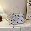 Bolsa de cesta de bolinhas, um design único para a temporada outono/inverno de 2026, uma bolsa tote de alta qualidade perfeita para o trabalho e para o trajeto