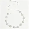 Corrente de Cintura Decorativa de Metal Crisântemo Moda Transfronteiriça, Corrente de Cintura Versátil Estilo Luxo Leve Europeu e Americano para Roupas, Toque de Alto Padrão Feminino