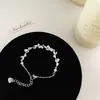 Pulsera de Nicho Vintage de Alta Gama Estilo Francés con Circonia Verde Oliva y Tobillera de Durian con Forma de Corazón Dorado, Joyería Versátil y Elegante