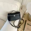 Bolso Cruzado de Hombro Único Casual de Moda con Textura Simple, Bolso de Nuevo Estilo para Invierno 2026, Bolso Cuadrado Pequeño de Nicho para Mujer