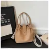Bolso vintage de alta gama Maillard para mujer, nuevo bolso cruzado de moda 2026 con correa ancha para el hombro, bolso de mano tipo cubo