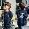 Camiseta de Manga Larga para Niños Niños Algodón Puro 2026 Nuevo Estilo Ropa Interior para Niños Falso Dos Piezas Ropa de Otoño Niños Niños Medianos y Mayores Moderno