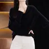 Outono Inverno Mangas Morcego Feminino Malha Solta Novo Estilo Gola Swing Suéter de Lã Senso de Design Pulôver da Moda Top de Um Ombro Tendência