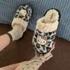 Pantufas de algodão fofas com estampa de leopardo KT para uso doméstico, para meninas, inverno, dormitório estudantil, quentes, fofas, com sola grossa