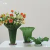Vaso de Vidro Softhome Escandinavo de Boca Larga com Frisos e Borda Enrolada Plissado Decoração Suave Decorações para Sala Modelo