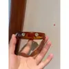 Pulsera Redonda de Perlas con Carcasa de Resina Moda Retro Elegante y con Estilo Lujo Accesible Pulsera Versátil de Gama Alta para Mujer