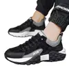 Zapatos de Hombre Transfronterizos 2025 Nuevo Estilo Coreano de Caña Baja Zapatillas para Correr Modernas Antideslizantes con Suela Gruesa Estilo Papá Versátiles Casuales Gruesos
