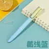 Venta al por mayor de bolígrafos color Macaron Morandi estudiantes para practicar con punta electrónica EF postura afilada cartucho de tinta bolígrafo de tinta caligrafía