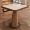 Mobiliario de comedor de alta gama, incluyendo mesas y sillas, popular en cafés de moda, establecimientos comerciales, restaurantes, hoteles y casas de huéspedes; mesas y sillas de comedor de madera maciza hechas a medida