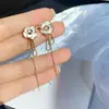 2024 Nuevo Estilo Pendientes Elegantes de Lujo Ligero Pendientes Largos con Borla de Camelia para Mujer Diseño de Nicho Pendientes de Gama Alta