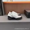 Superficie Suave y Suela Suave ~ Zapatos de Entrenamiento Moral Estilo Tweed con Suela Plateada para Mujer 25 Primavera Nuevos Zapatos de Tenis Casuales de Cuero Genuino con Punta Redonda