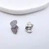 Broche de Corazón de Cobre Chapado en Oro con Microincrustaciones de Circonita Pulsera de Cuentas de Cristal Broche Final para Joyería DIY