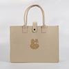 Novo Cartoon Little Bear Little Rabbit Felt Handbag Layout Shopping Bag Saco de feltro portátil de grande capacidade Atacado